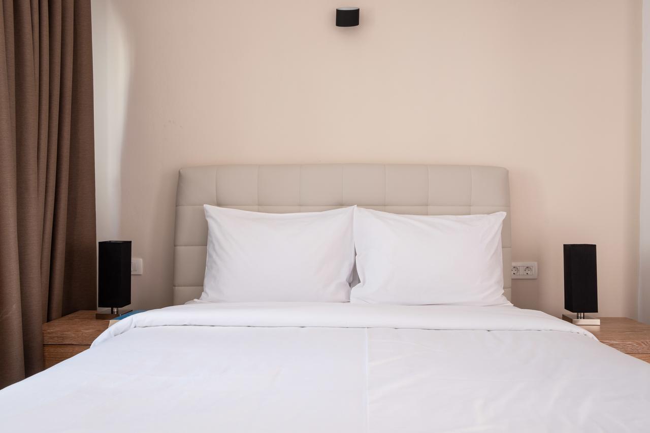 Tristhenia Lejlighedshotel Perissa  Eksteriør billede