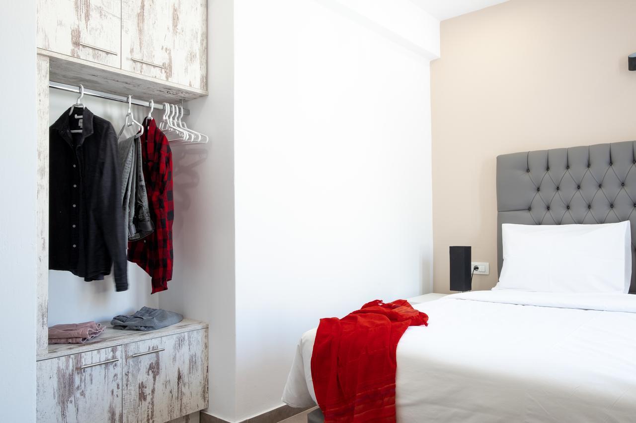 Tristhenia Lejlighedshotel Perissa  Eksteriør billede