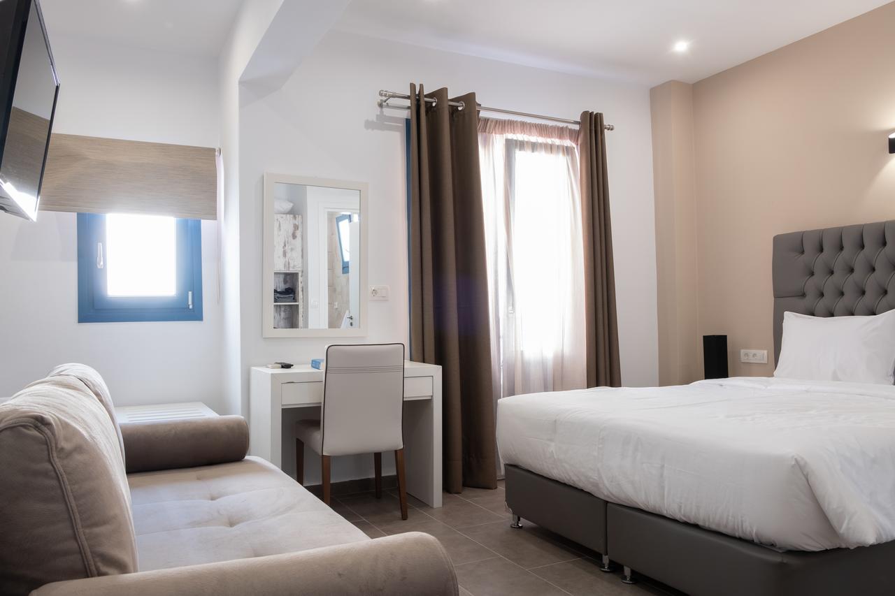 Tristhenia Lejlighedshotel Perissa  Eksteriør billede